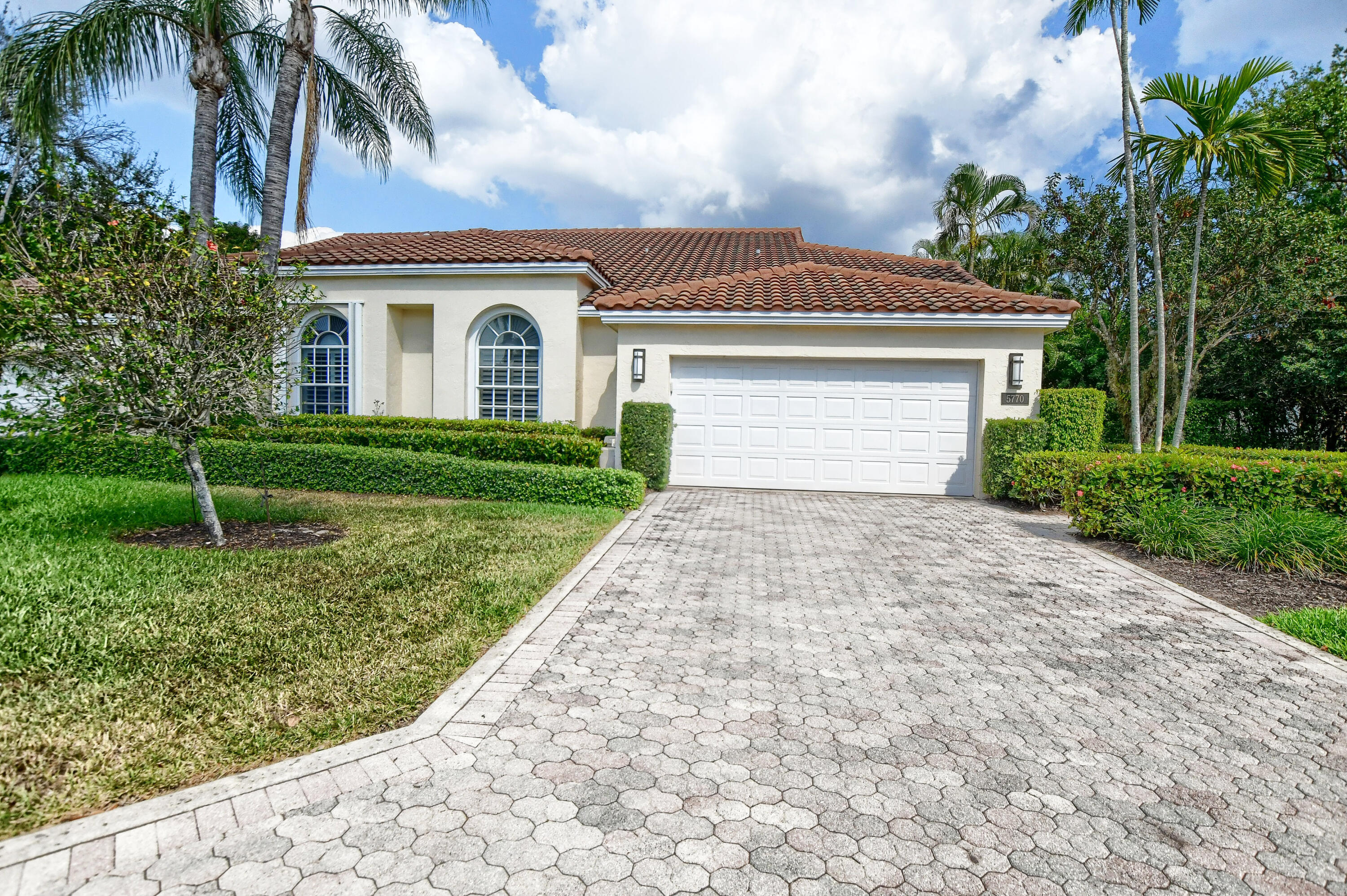 5770 Northwest 24th Terrace Boca Raton, FL 33496 - Photo 3 of 32 EBF_0795-HDR(5)