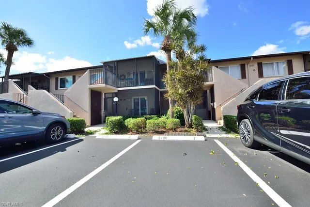 $3,500 | 3400 Frosty Way, Unit 5, Naples, FL 34112
