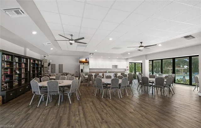 $3,500 | 3400 Frosty Way, Unit 5, Naples, FL 34112