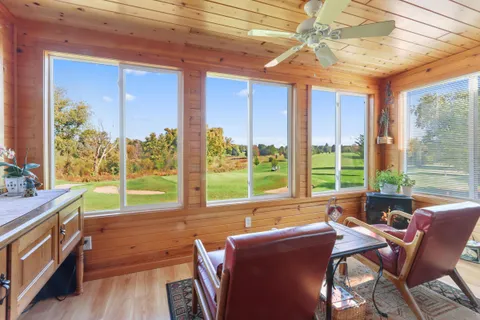 $305,500 | 348 County Road B, Unit 8, Fontana, WI 53125