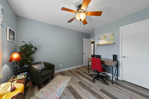 $305,500 | 348 County Road B, Unit 8, Fontana, WI 53125