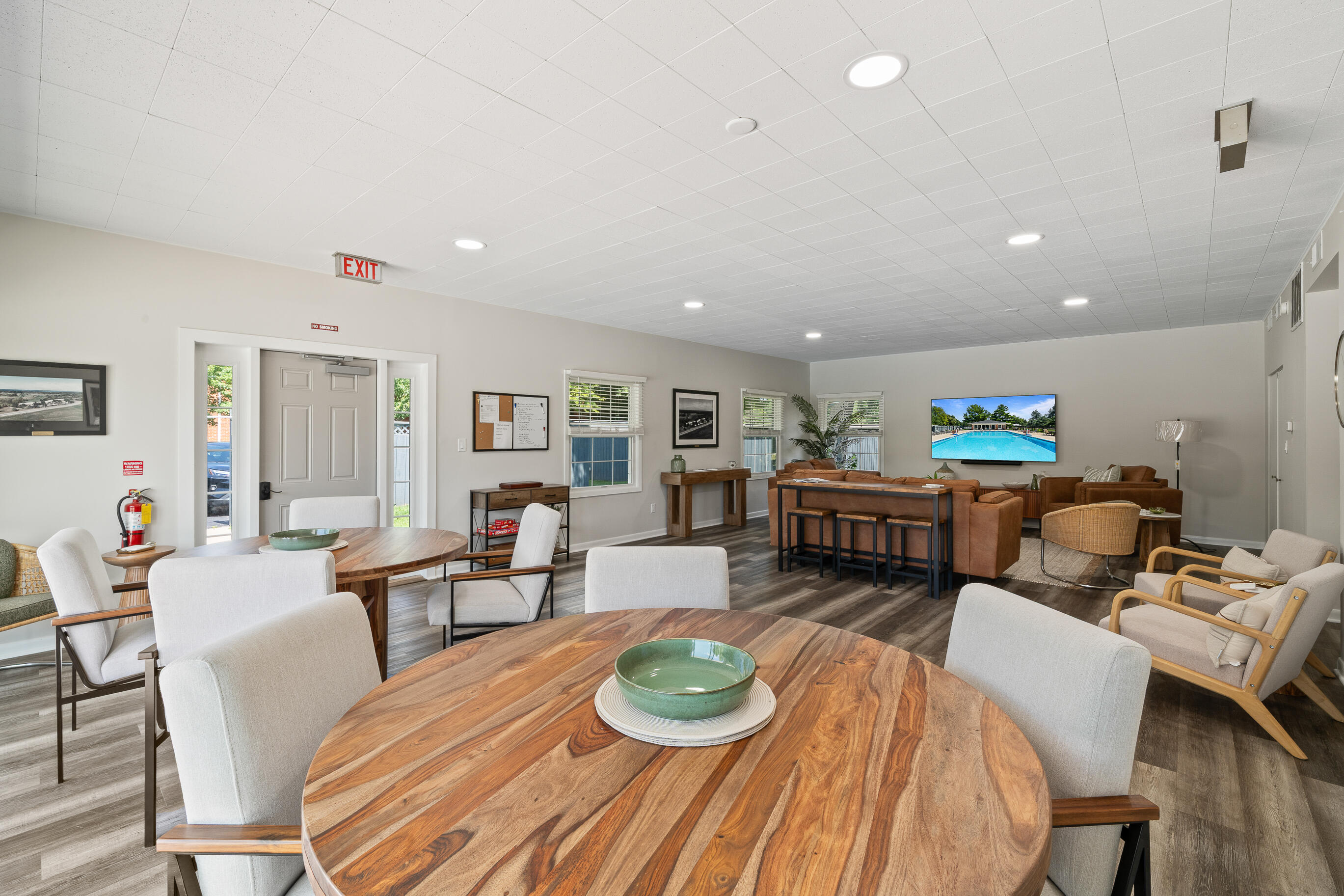 348 County Road B, Unit 8 Fontana, WI 53125 - Photo 35 of 83 Country Fairway Club House