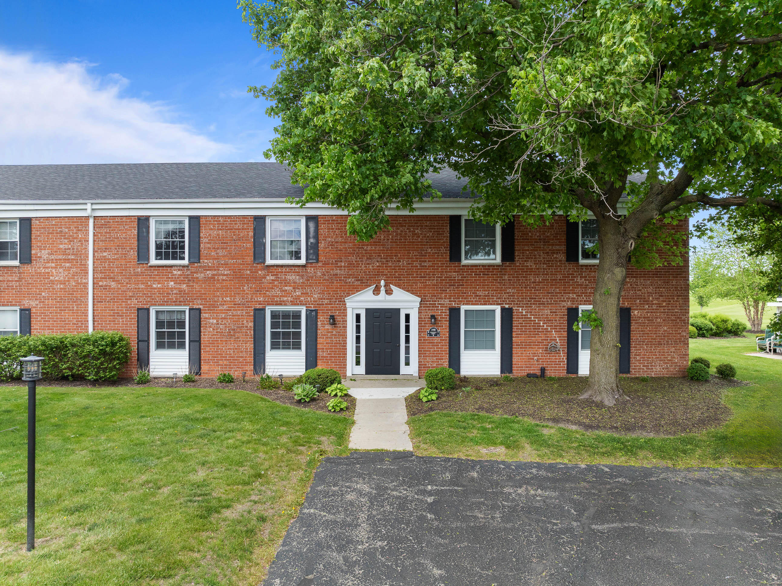 348 County Road B, Unit 8 Fontana, WI 53125 - Photo 61 of 83 348 County Rd B Unit 8-52