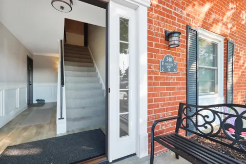 $305,500 | 348 County Road B, Unit 8, Fontana, WI 53125