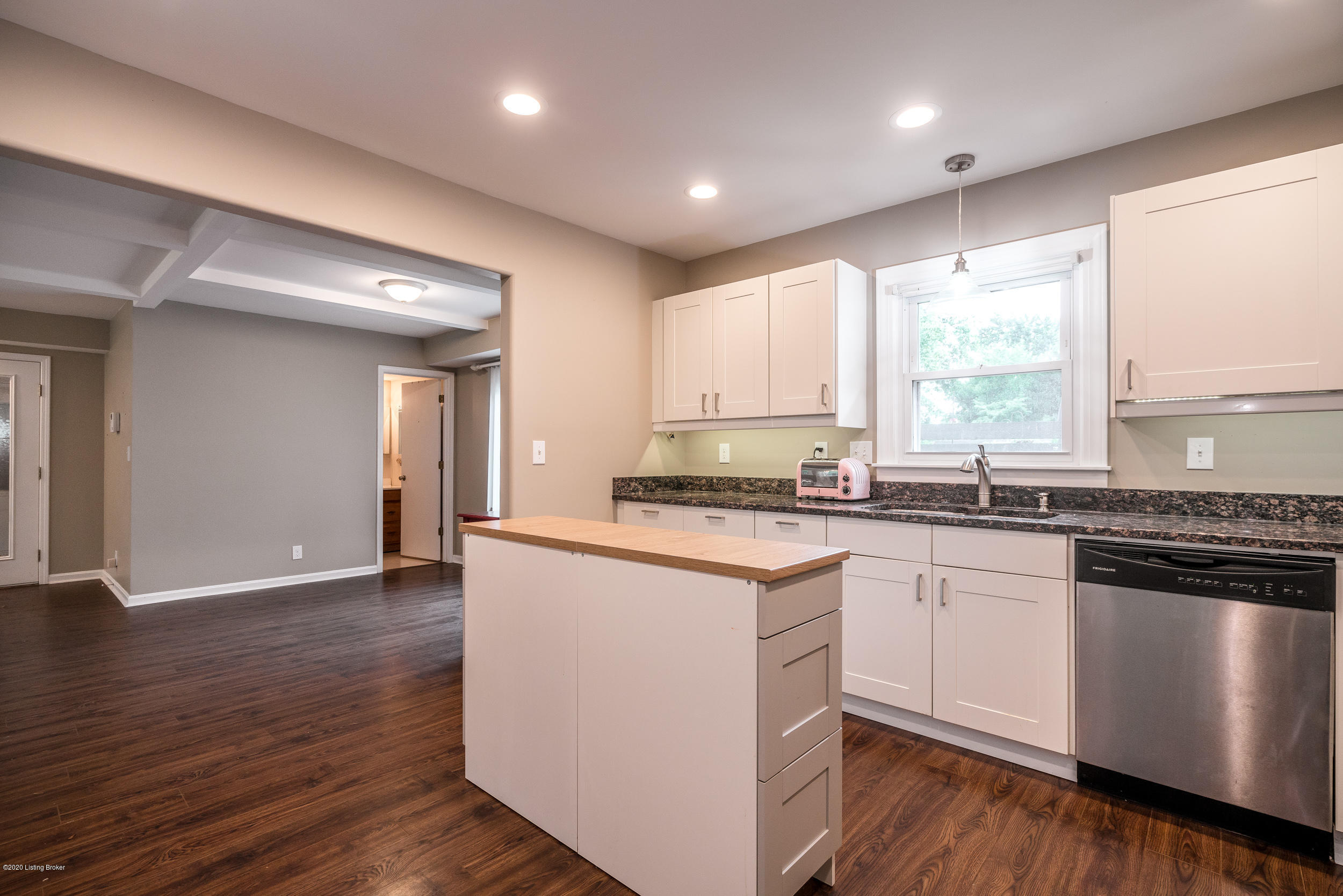 4303 Darbrook Road Louisville, KY 40207 - Photo 18 of 52 4303 Darbrook Road-21