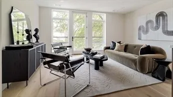 $4,800 | 20 Kinmonth Road, Unit 301, Waban, MA 02468