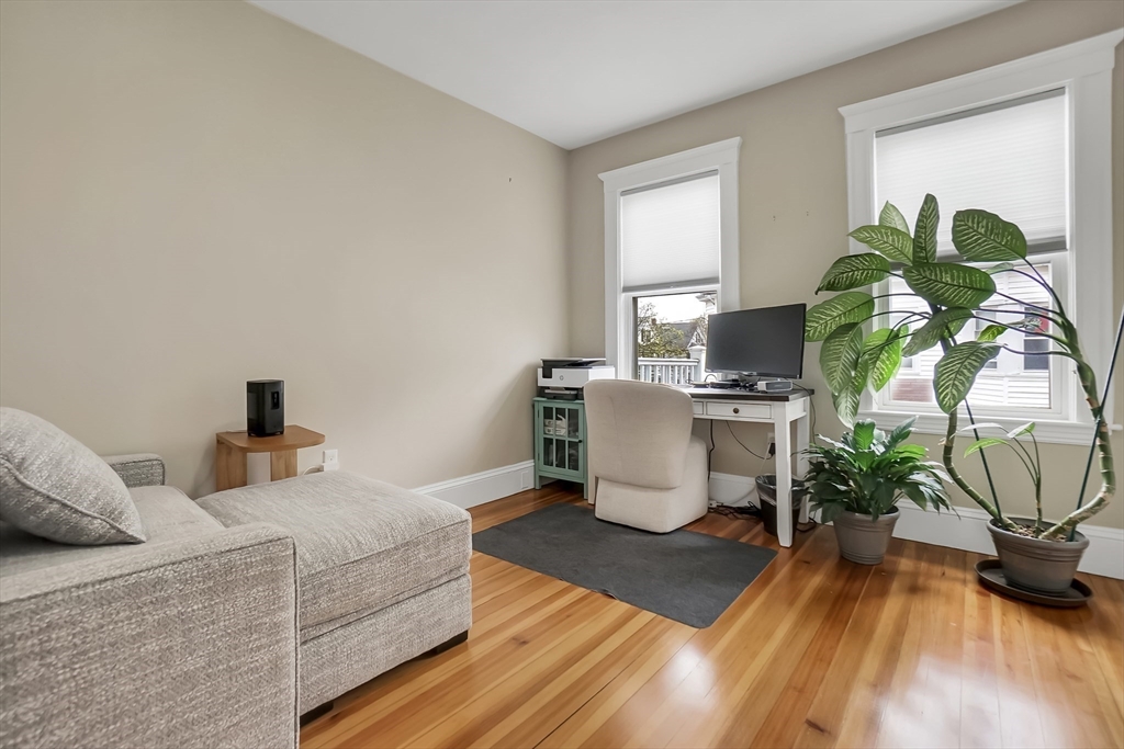181 Robbins Street, Unit 4 Waltham, MA 02453 - Photo 14 of 20