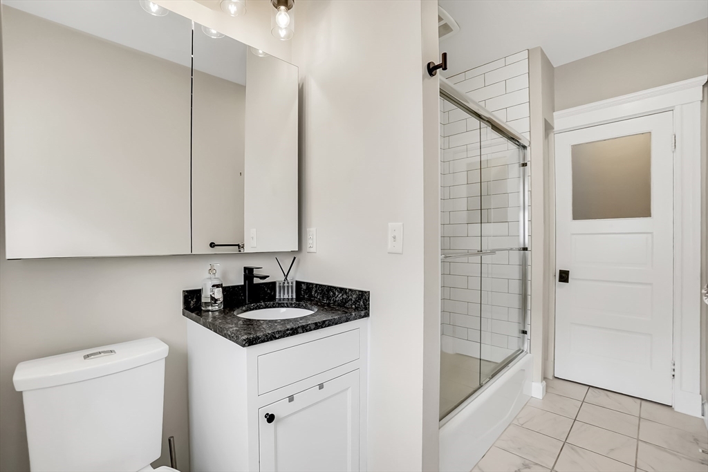 181 Robbins Street, Unit 4 Waltham, MA 02453 - Photo 15 of 20