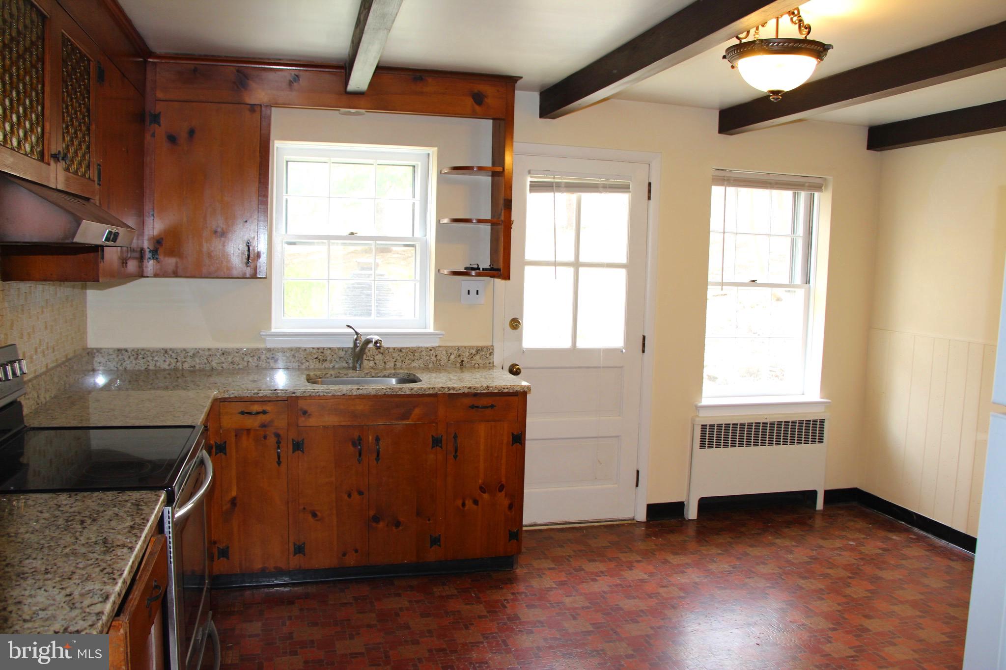 109 Boot Road Newtown Square, PA 19073 - Photo 8 of 30 Gallery Image 8