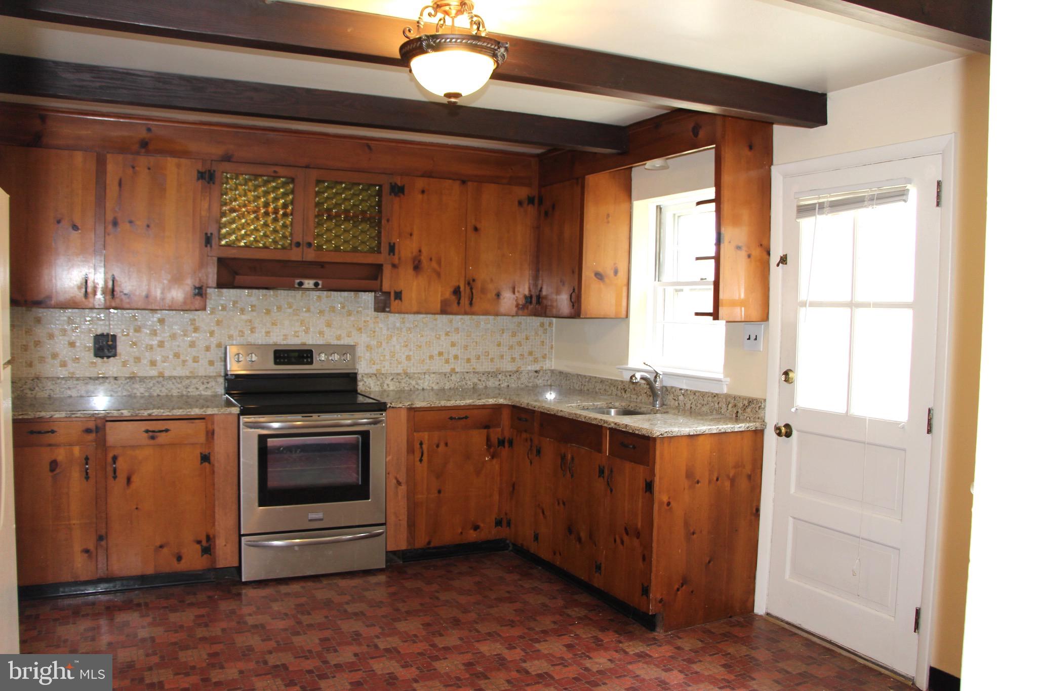 109 Boot Road Newtown Square, PA 19073 - Photo 9 of 30 Gallery Image 9