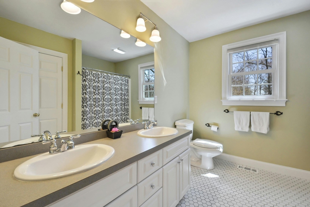 4 Metcalf Road Mendon, MA 01756 - Photo 30 of 40 Gallery Image 30