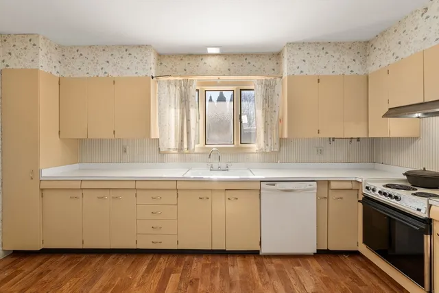 $415,000 | 34 Chicopee Street, New Bedford, MA 02745