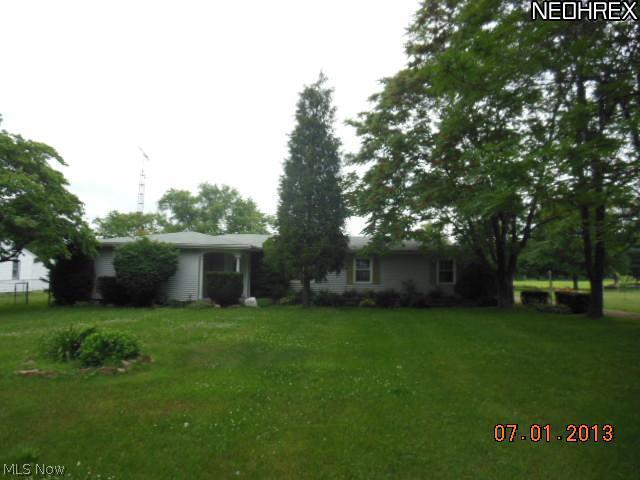 5685 Oberlin Road Amherst, OH 44001 - Photo 1 of 11 Gallery Image 1