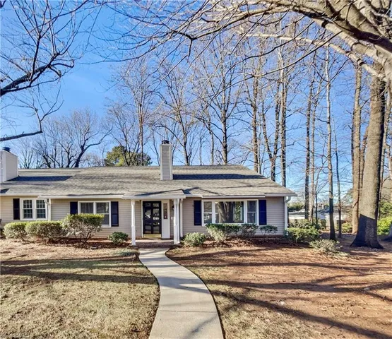 $285,000 | 10 Brownstone Lane, Greensboro, NC 27410