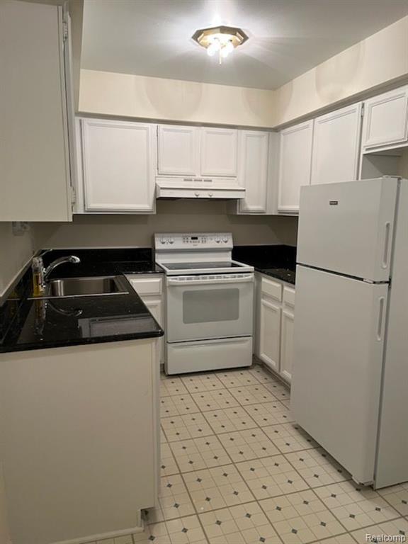 29606 Middlebelt Road, Unit 2804 Farmington Hills, MI 48334 - Photo 2 of 17