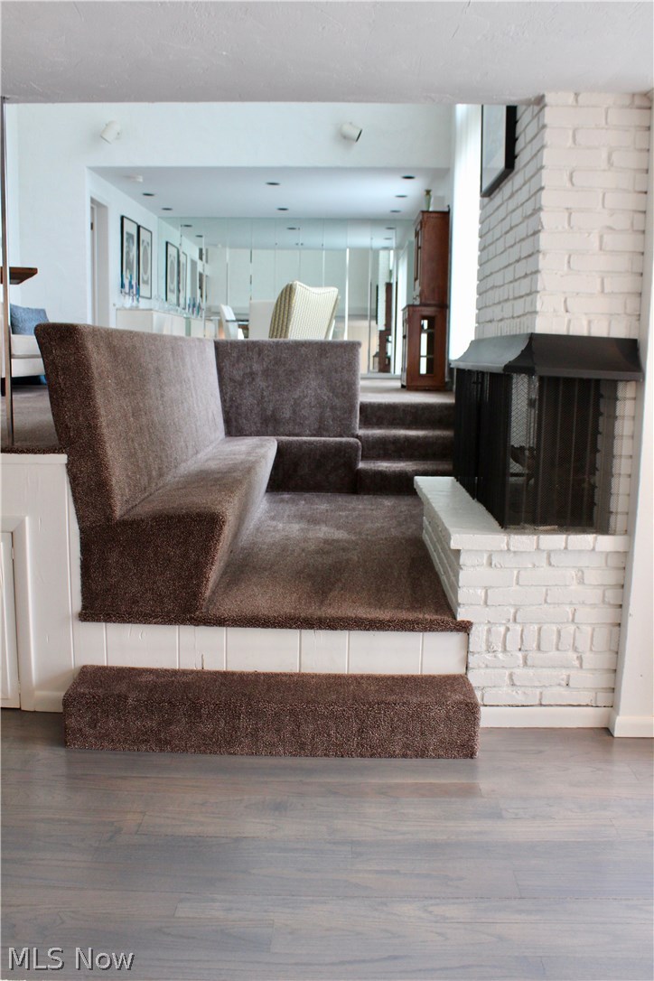 3238 Bremerton Road Pepper Pike, OH 44124 - Photo 6 of 13 Unique, seating area adjacent to fireplace!