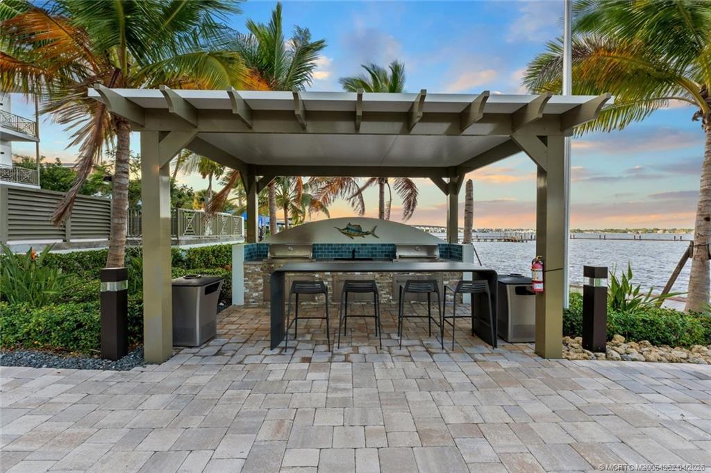41 Southwest Seminole Street, Unit 307 Stuart, FL 34994 - Photo 14 of 70