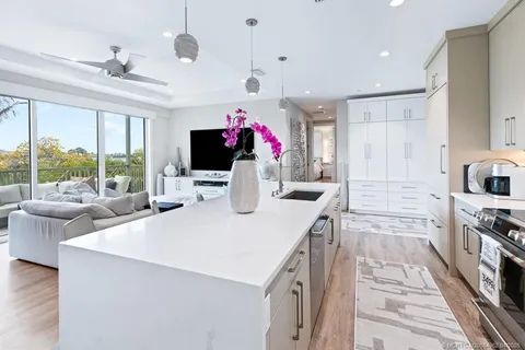 $1,245,000 | 41 Southwest Seminole Street, Unit 307, Stuart, FL 34994