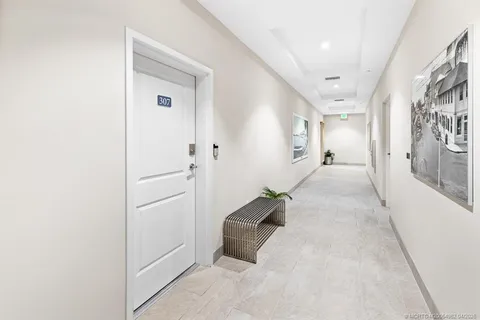 $1,245,000 | 41 Southwest Seminole Street, Unit 307, Stuart, FL 34994