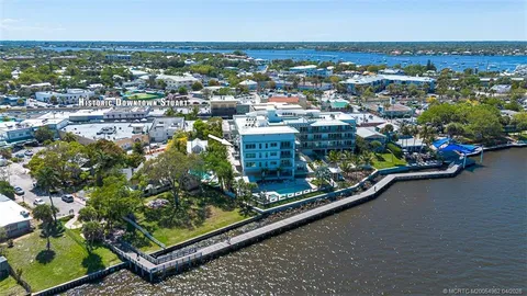 $1,245,000 | 41 Southwest Seminole Street, Unit 307, Stuart, FL 34994