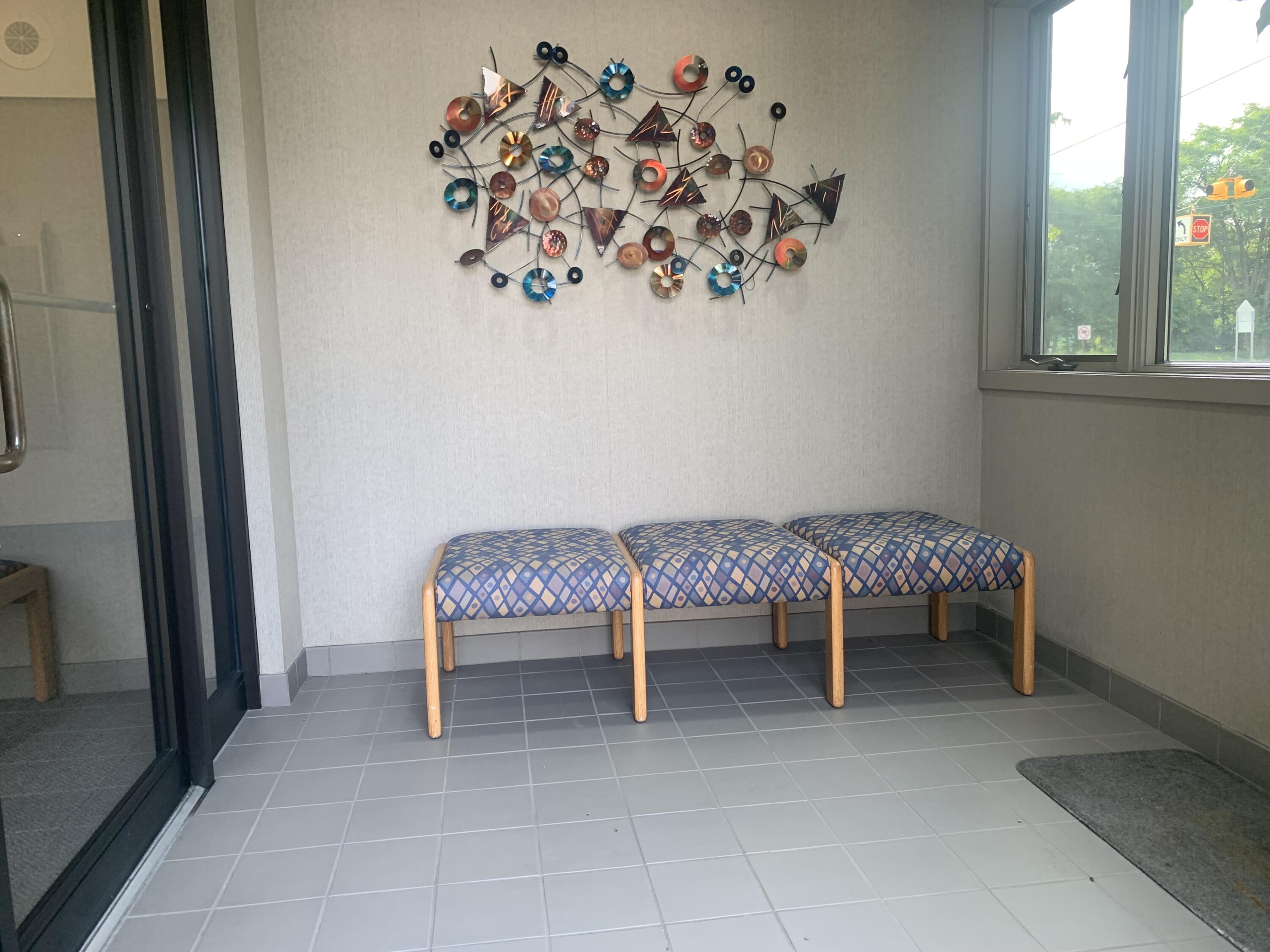 316 8th Street Manistee, MI 49660 - Photo 4 of 34 Foyer