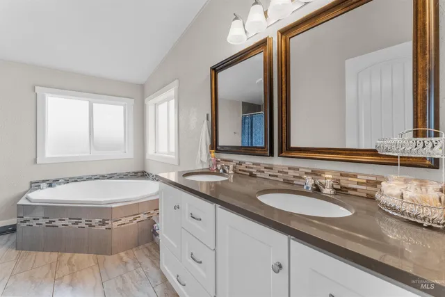 $480,000 | 11762 West Desert Duck Avenue, Mountain Home, ID 83647