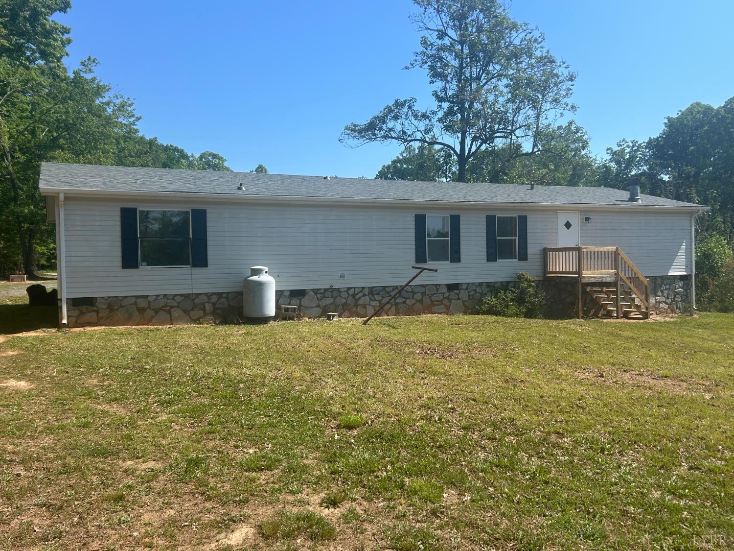 176 Stallion Way Amherst, VA 24521 - Photo 2 of 19