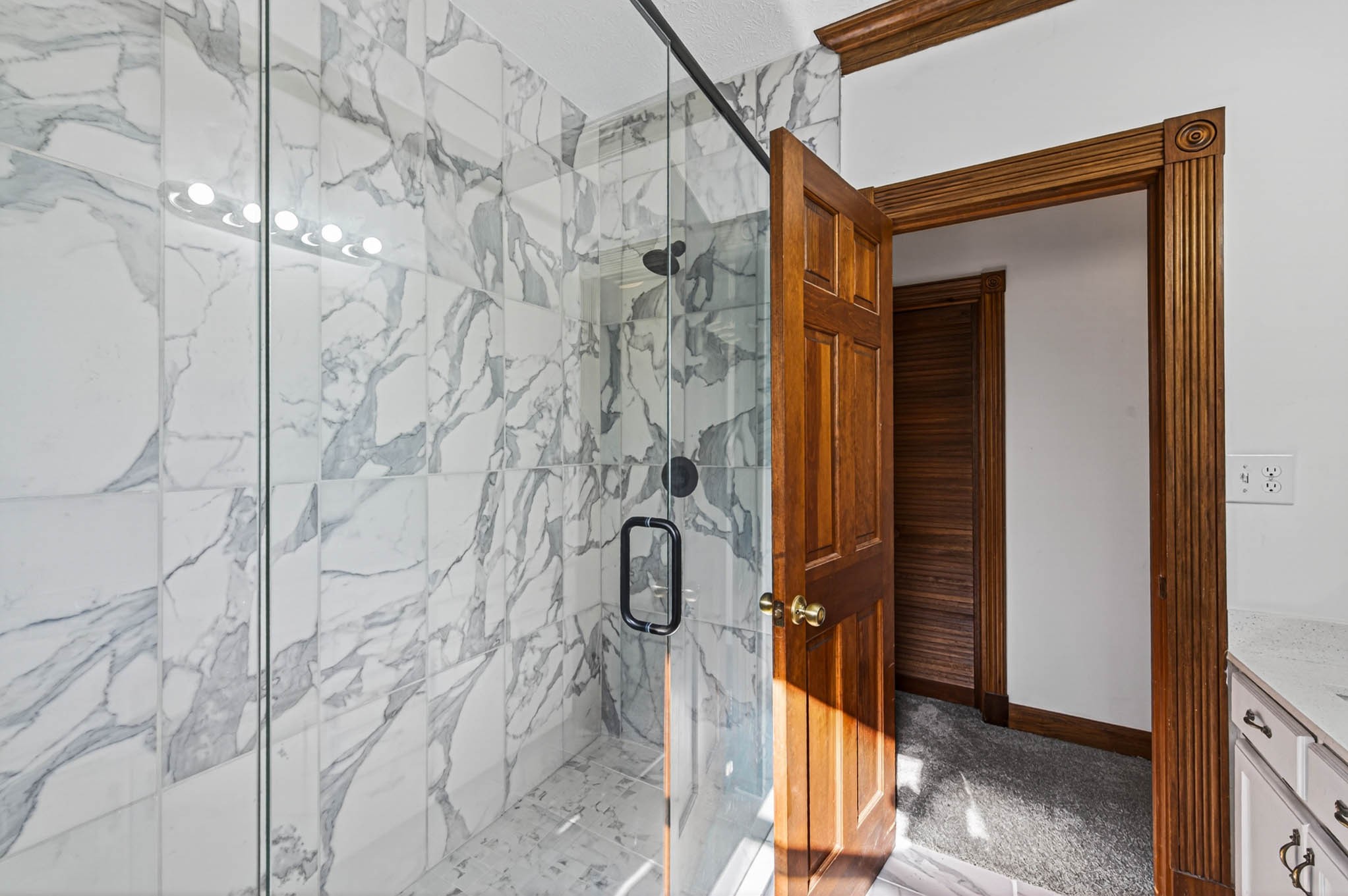 1800 Plano Road Bowling Green, KY 42104 - Photo 19 of 47 a bathroom with a shower and a mirror