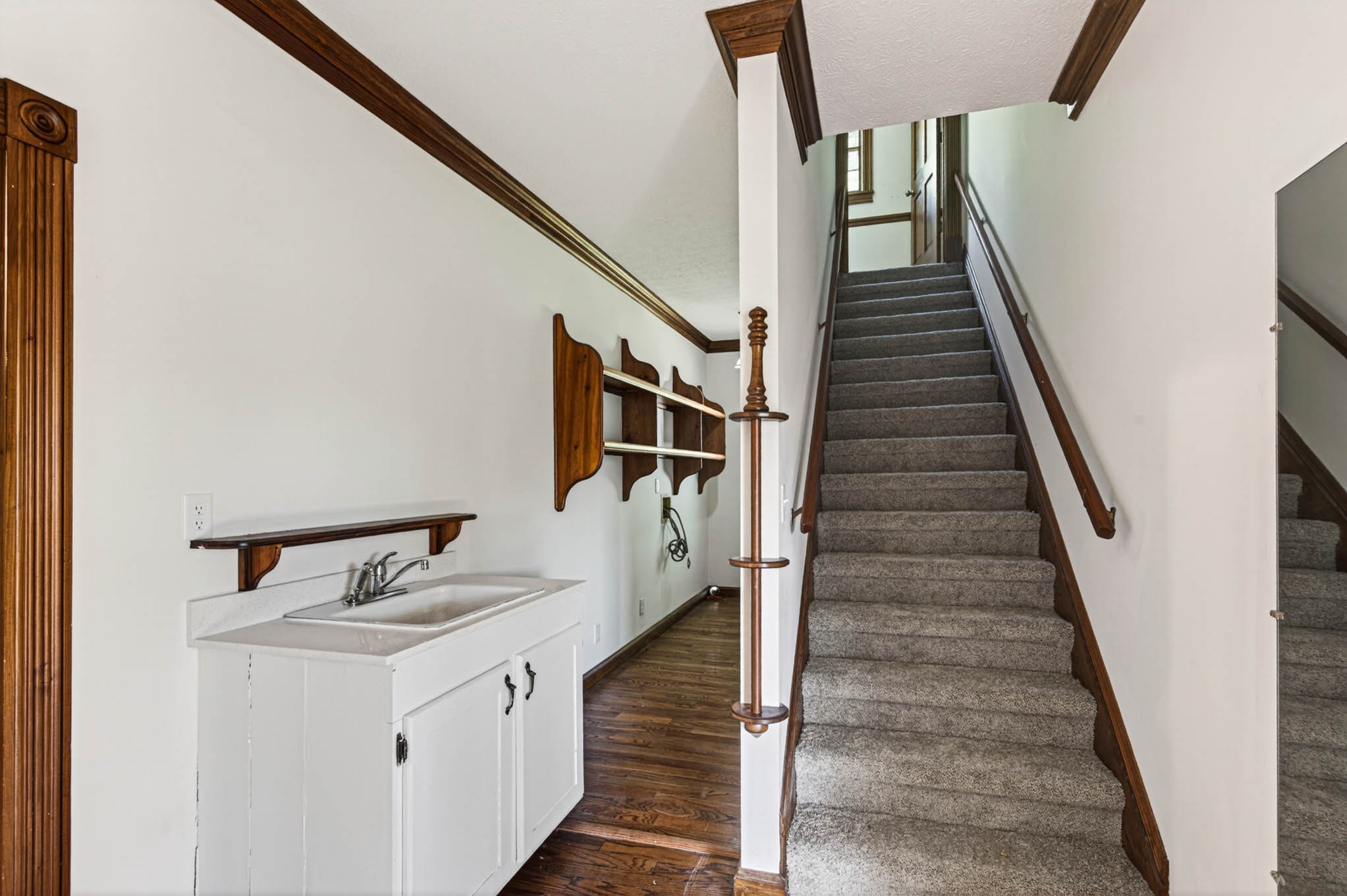 1800 Plano Road Bowling Green, KY 42104 - Photo 22 of 47 a view of entryway and hall with wooden floor