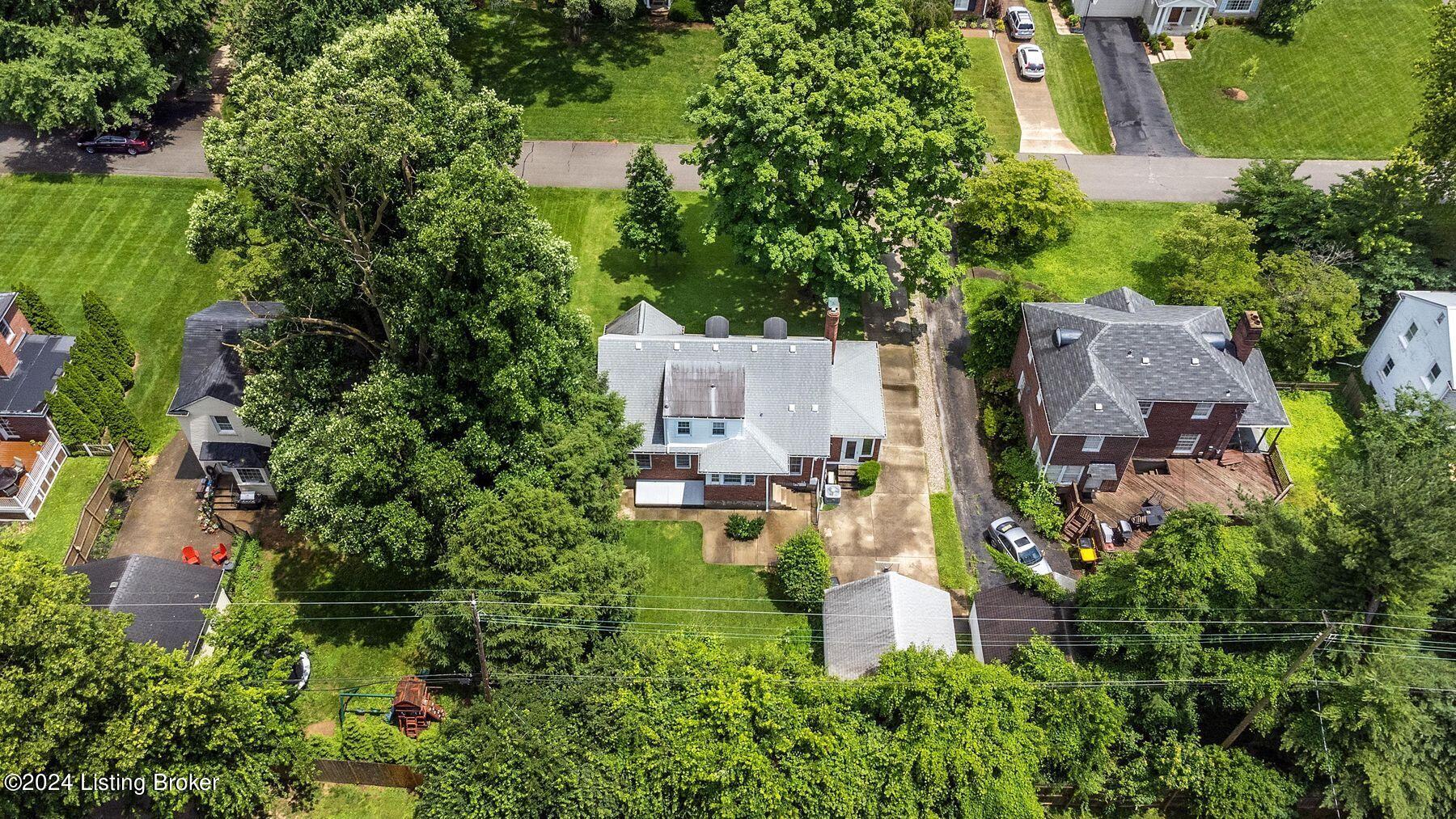 204 Gibson Road Louisville, KY 40207 - Photo 31 of 34 photo_online_041