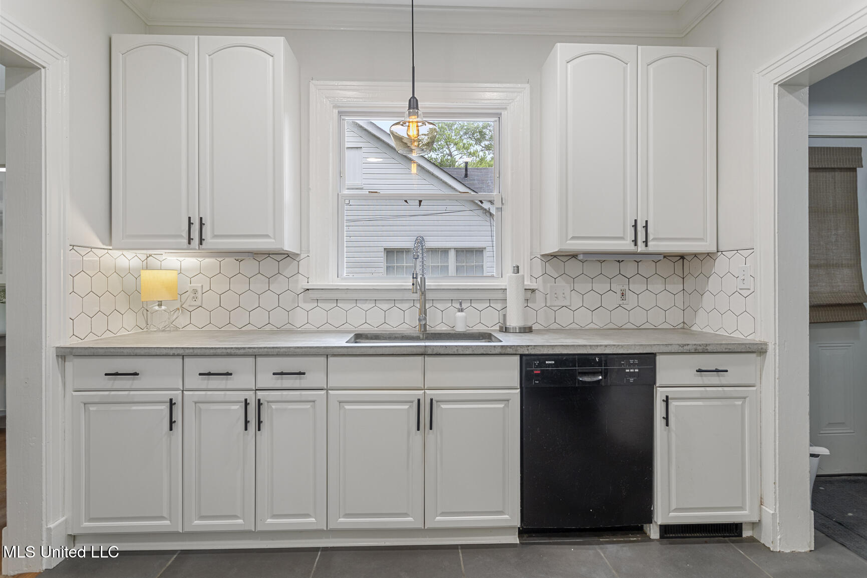 4018 Redwing Avenue Jackson, MS 39206 - Photo 10 of 25 4018 Redwing-17