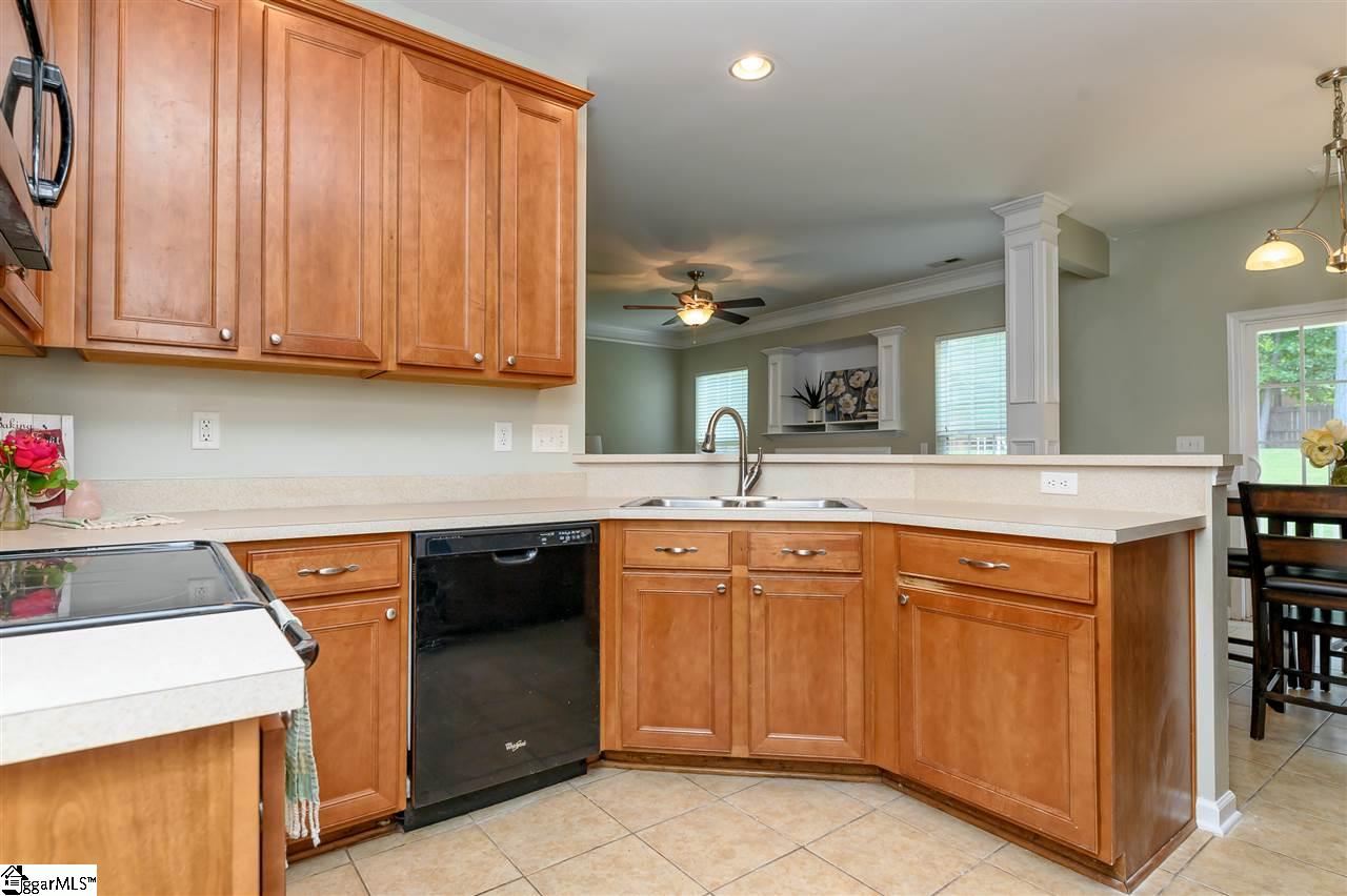 101 Groveview Trail Mauldin, SC 29662 - Photo 6 of 36 Gallery Image 6