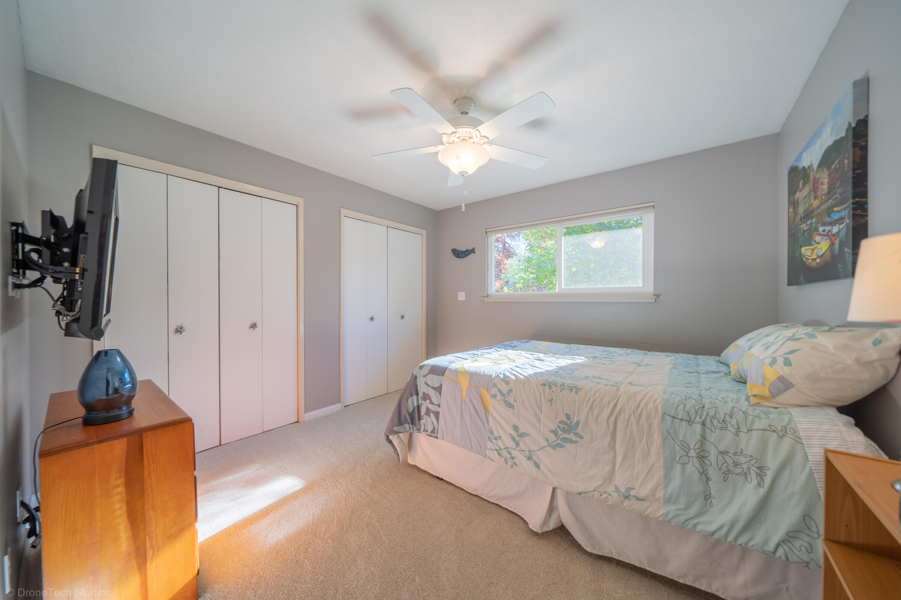 9048 Simmons Road Redding, CA 96001 - Photo 16 of 36 bedroom 2