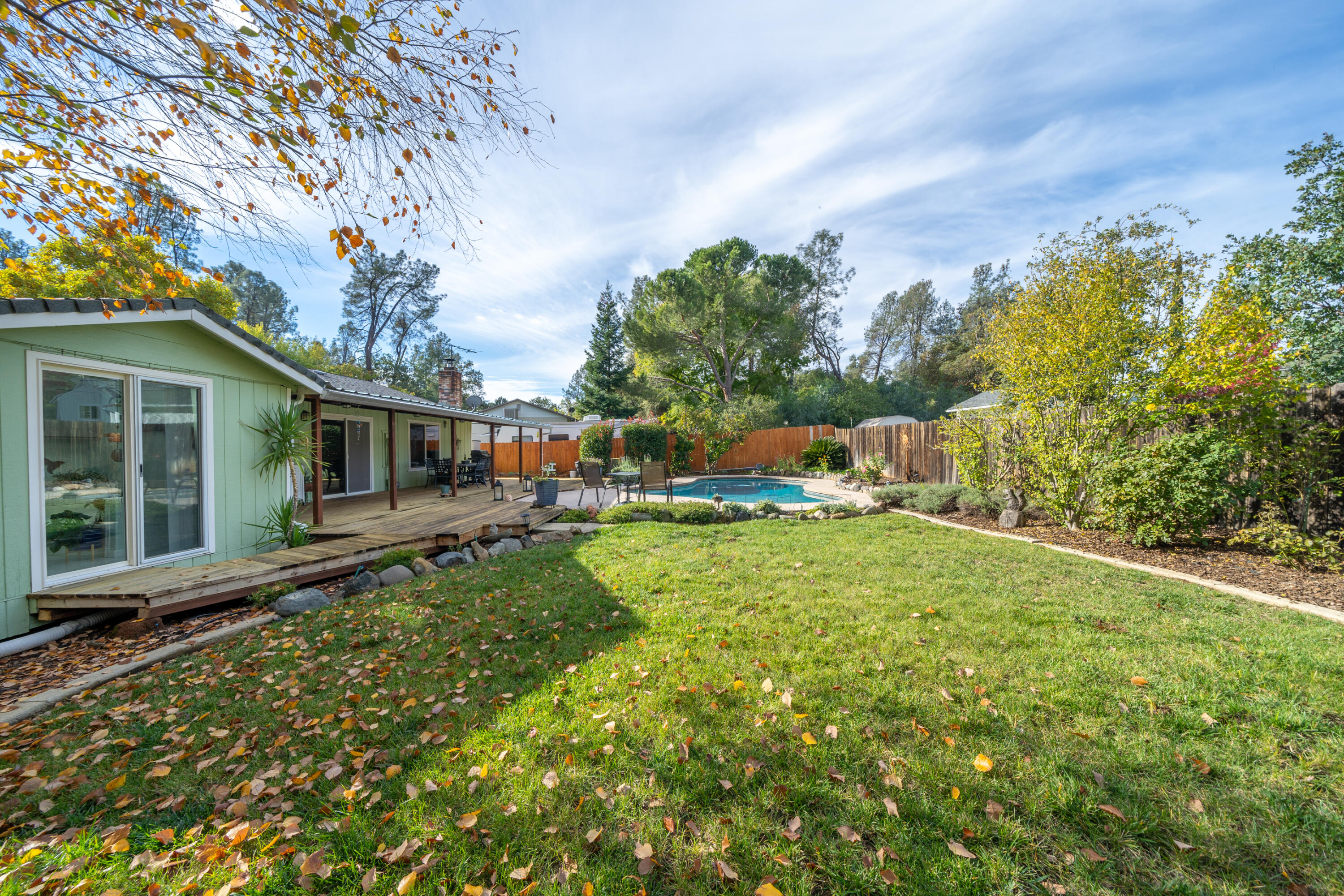 9048 Simmons Road Redding, CA 96001 - Photo 24 of 36 Exterior-34