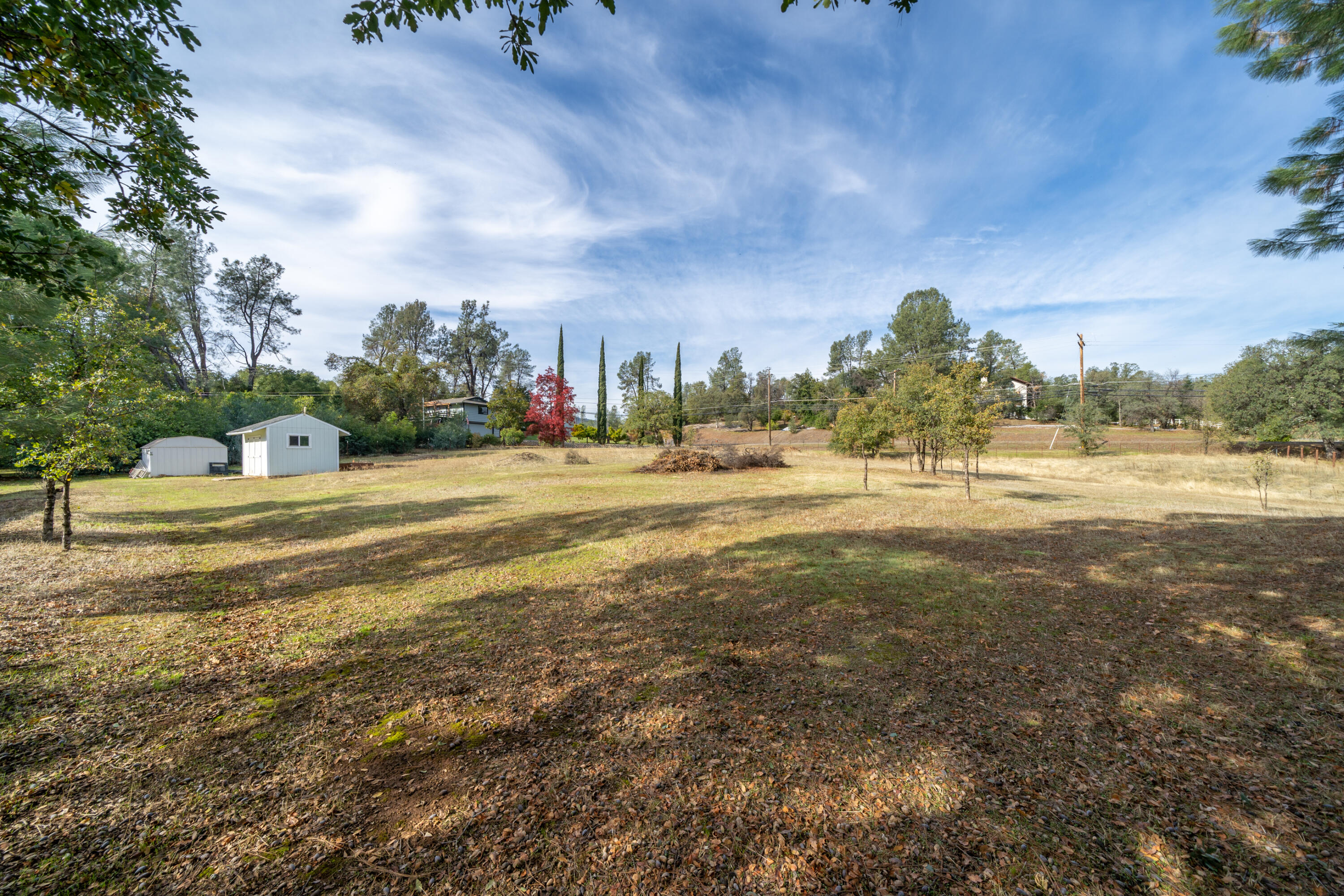 9048 Simmons Road Redding, CA 96001 - Photo 28 of 36 Exterior-38