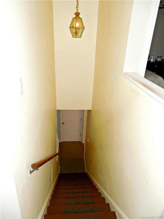 814 Falls Church Road, Unit 2 Charlotte, NC 28270 - Photo 13 of 24 Gallery Image 13