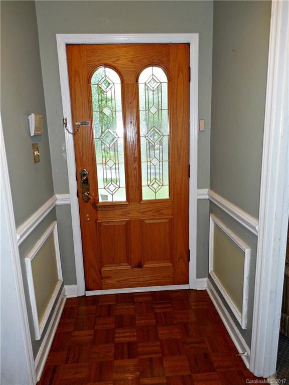 814 Falls Church Road, Unit 2 Charlotte, NC 28270 - Photo 10 of 24 Gallery Image 10