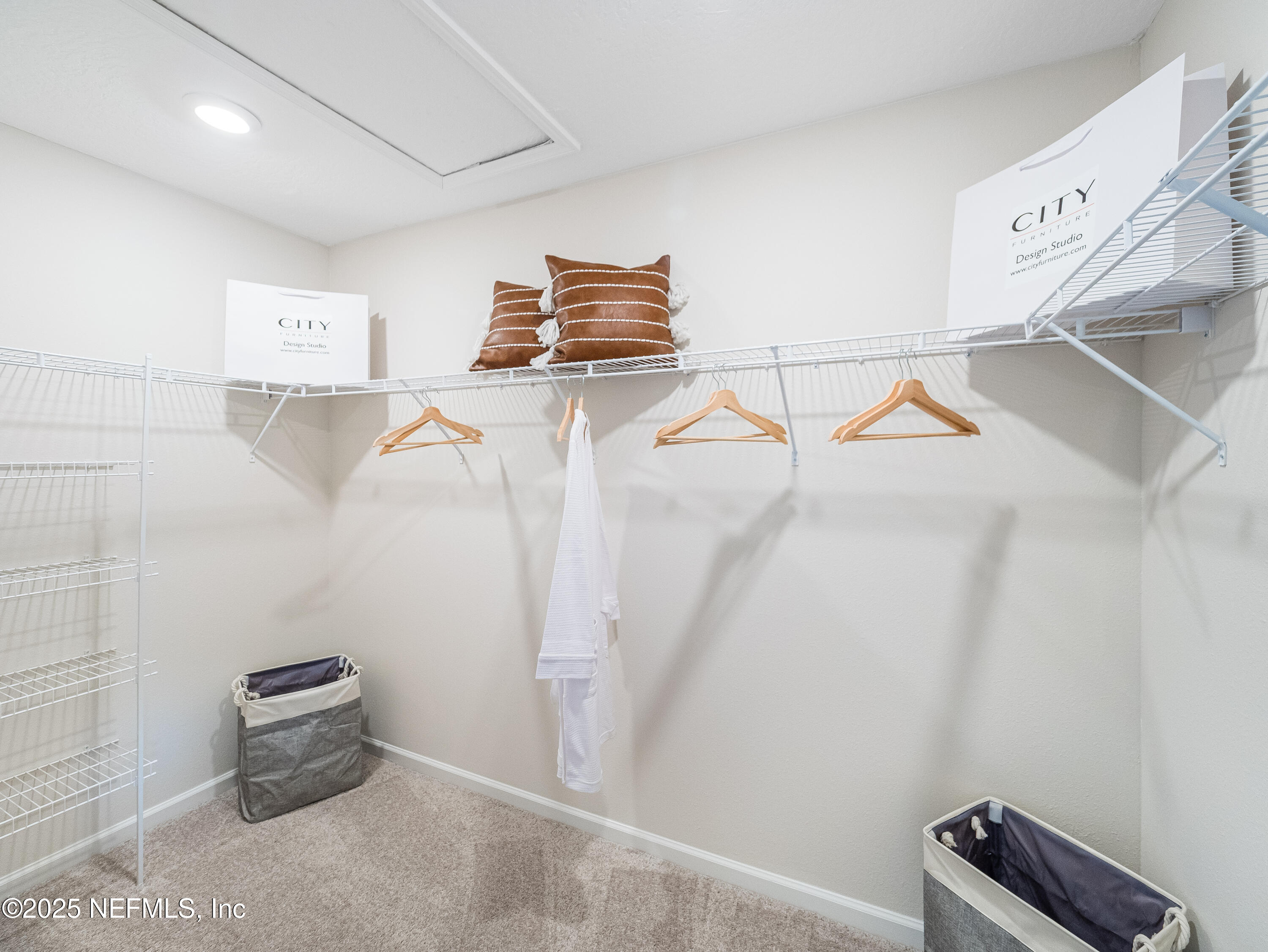 248 Hubbard Bend St. Augustine, FL 32092 - Photo 30 of 42 JAX_LongbayTownhomes_Pic_Truman_Owners_W