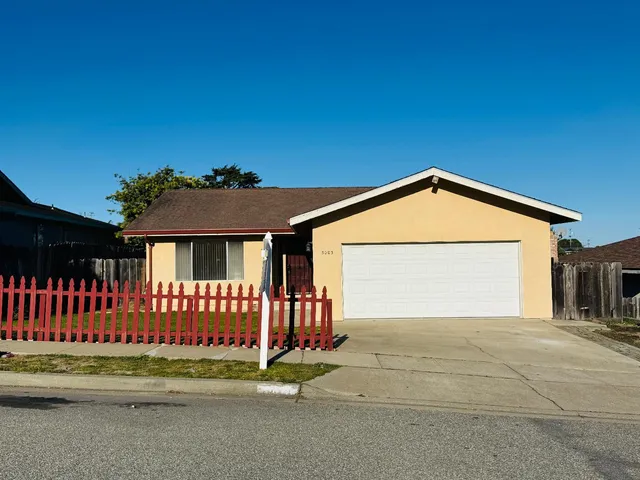 $795,000 | 3003 Crescent Street, Marina, CA 93933