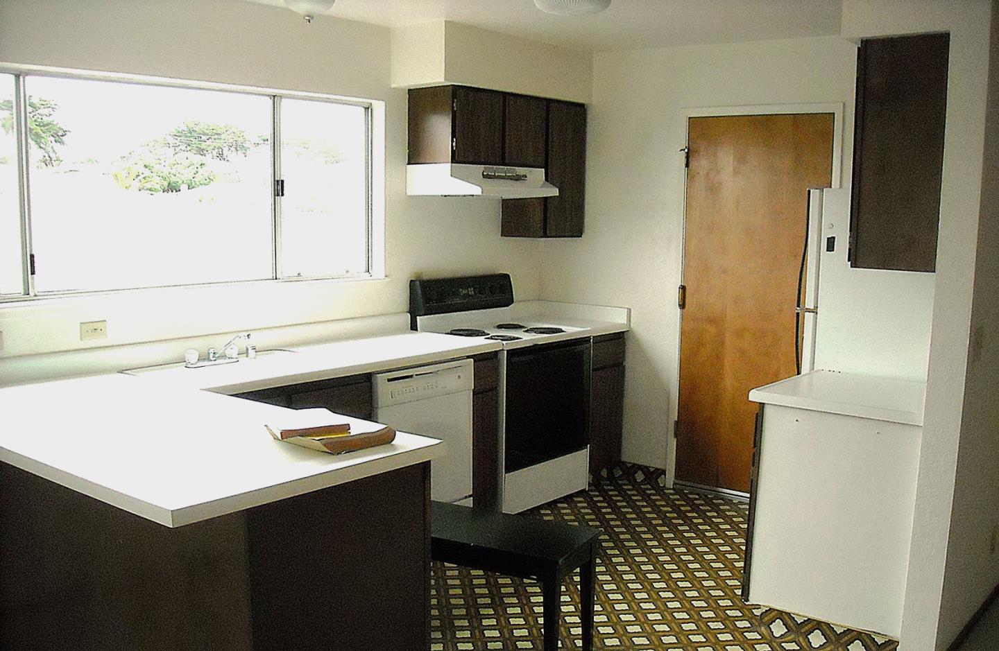 3003 Crescent Street Marina, CA 93933 - Photo 2 of 14