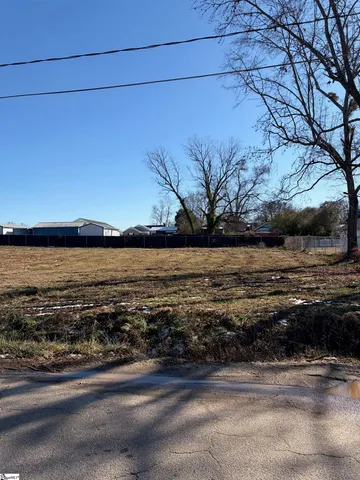 $79,900 | 5 Lewis Street, Greenville, SC 29611