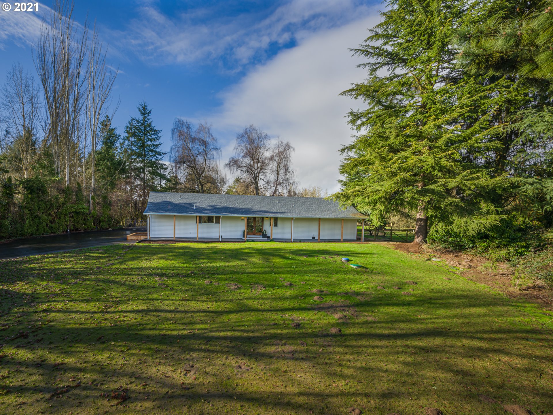 3906 Northwest 199th Street Ridgefield, WA 98642 - Photo 3 of 32
