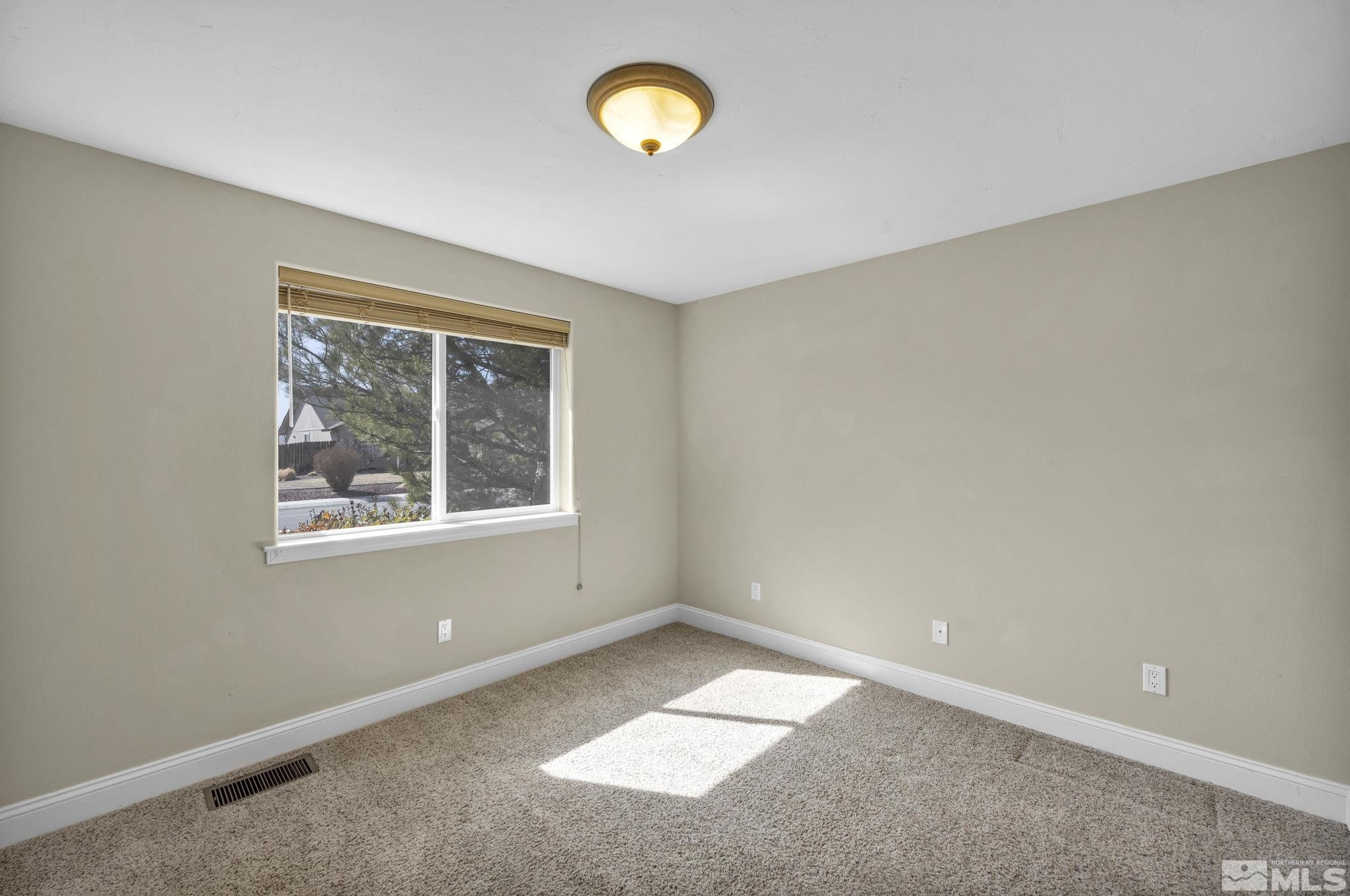 804 Mariposa Road Dayton, NV 89403 - Photo 25 of 39 Photo 25