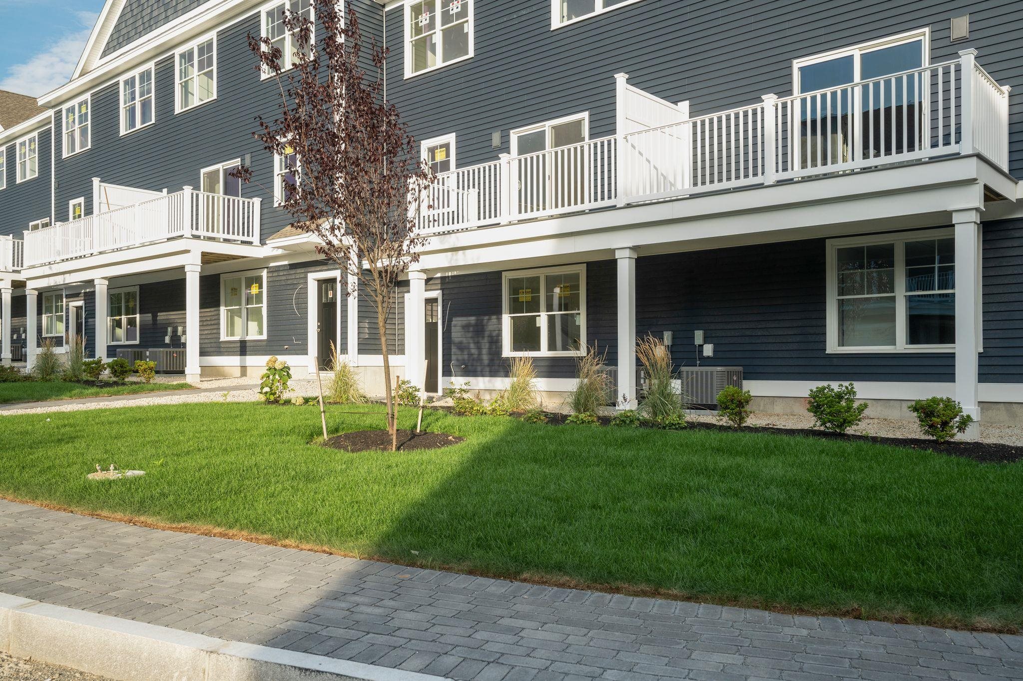 55 Ocean Road, Unit 7 Portsmouth, NH 03801 - Photo 5 of 37 Gallery Image 5