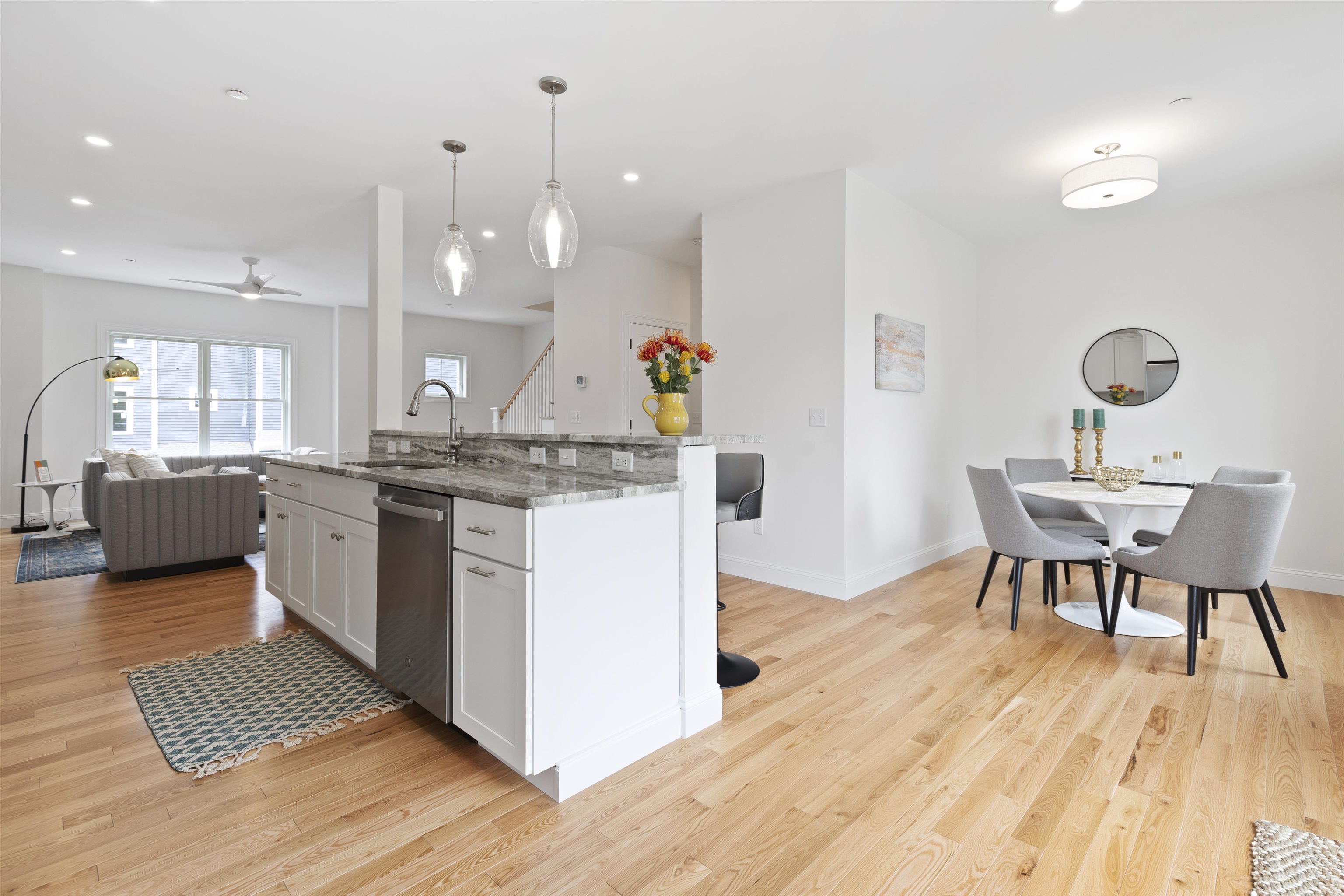 55 Ocean Road, Unit 7 Portsmouth, NH 03801 - Photo 8 of 37 Gallery Image 8