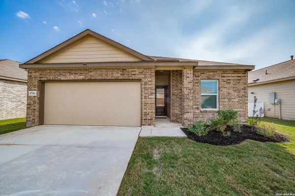$2,050 | 8706 Lamus Wheel, San Antonio, TX 78254