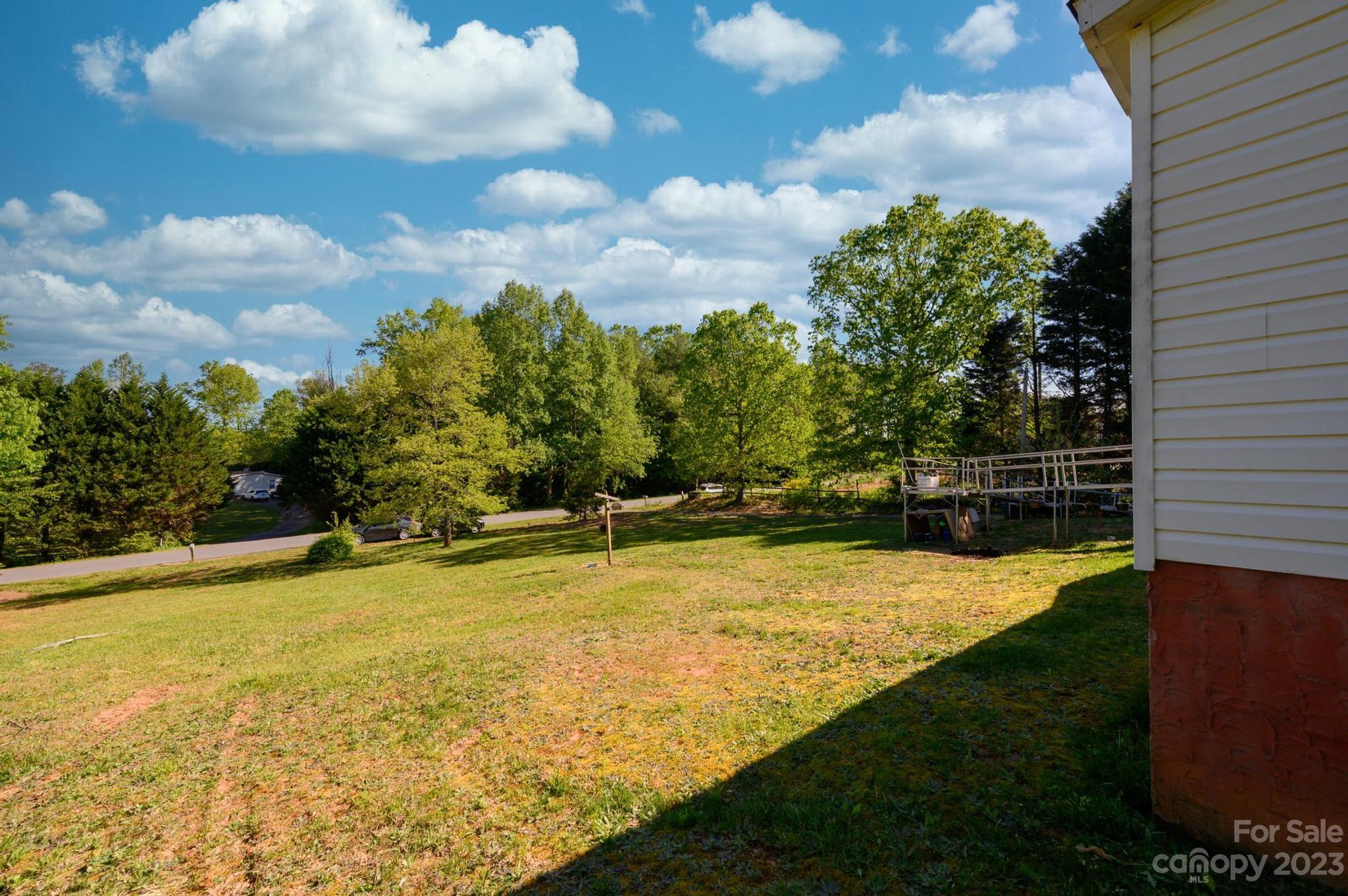 7292 Pyramid Road Hickory, NC 28602 - Photo 3 of 24 Gallery Image 3