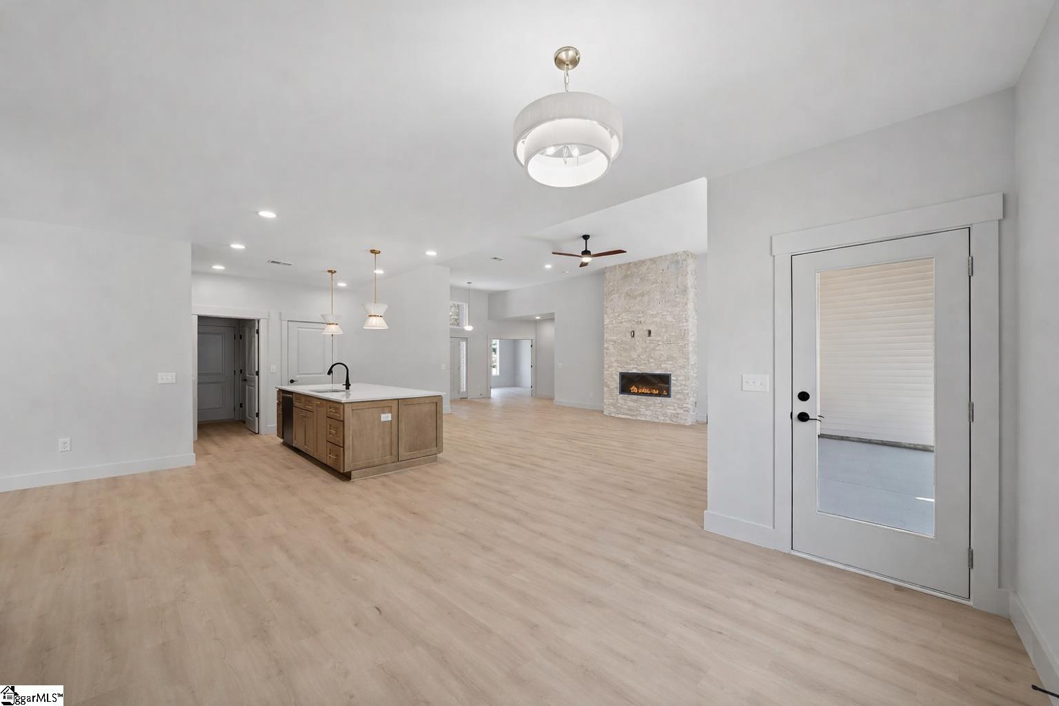 117 Jamison Road Travelers Rest, SC 29690 - Photo 11 of 37