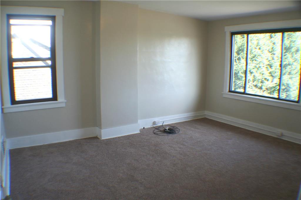 517 Elizabeth Avenue McKees Rocks, PA 15136 - Photo 13 of 25 Gallery Image 13