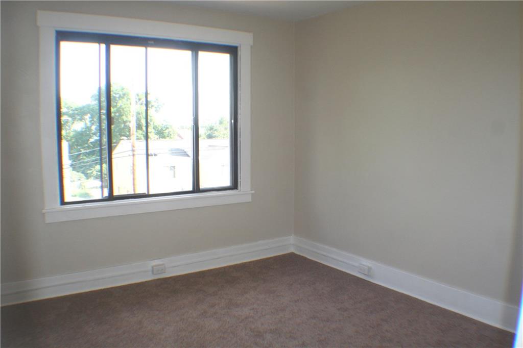 517 Elizabeth Avenue McKees Rocks, PA 15136 - Photo 19 of 25 Gallery Image 19